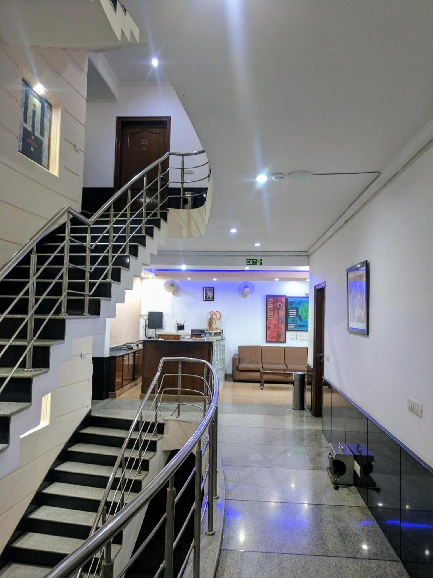 Hotel Exotica Leisure Valley Gurgaon Exterior foto