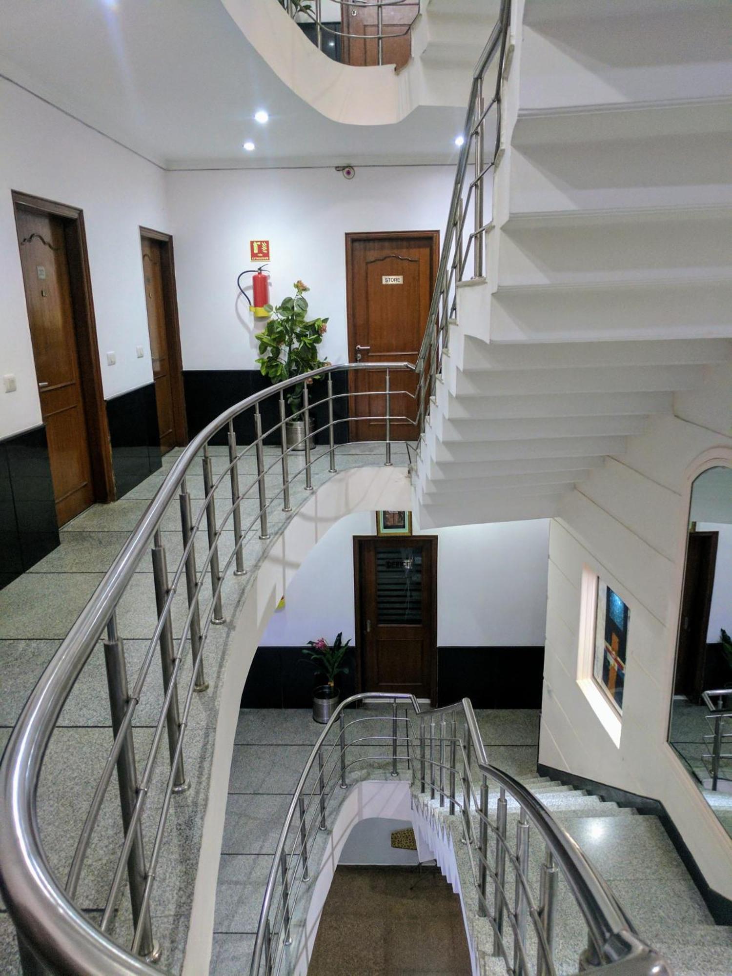 Hotel Exotica Leisure Valley Gurgaon Exterior foto